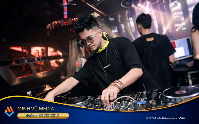 Thuê DJ sự kiện nam điển trai