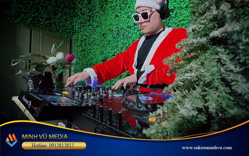 Cho thuê DJ sự kiện giáng sinh