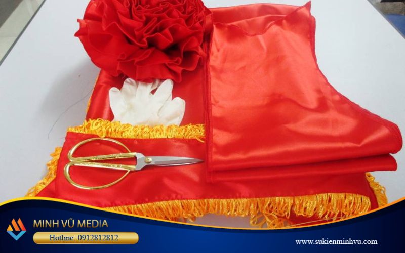 Cho thuê full bộ cắt băng khai trương giá rẻ