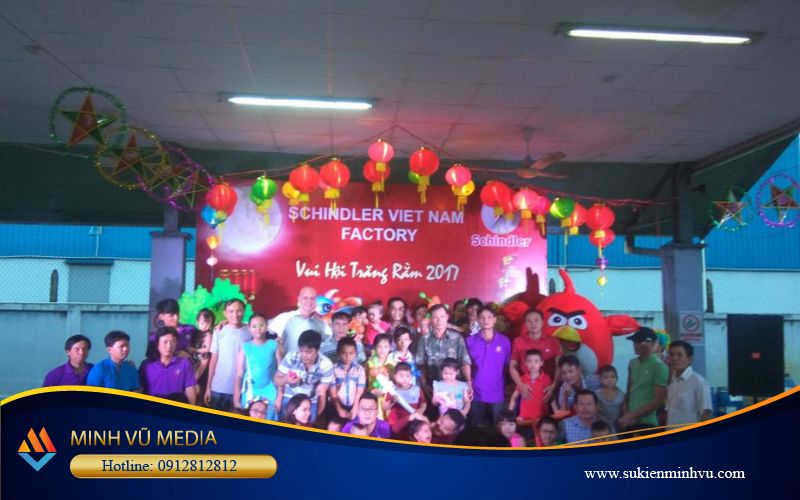 Tổ chức trung thu cho các em nhỏ