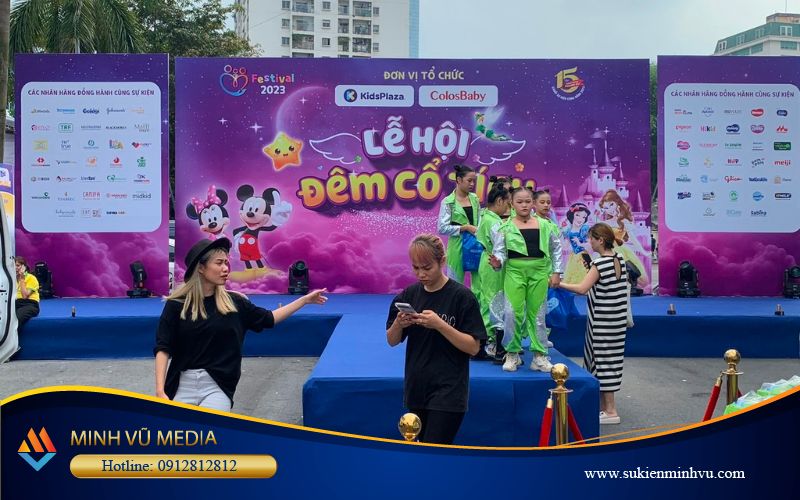 Cho thuê sân khấu tổ chức sự kiện trẻ em