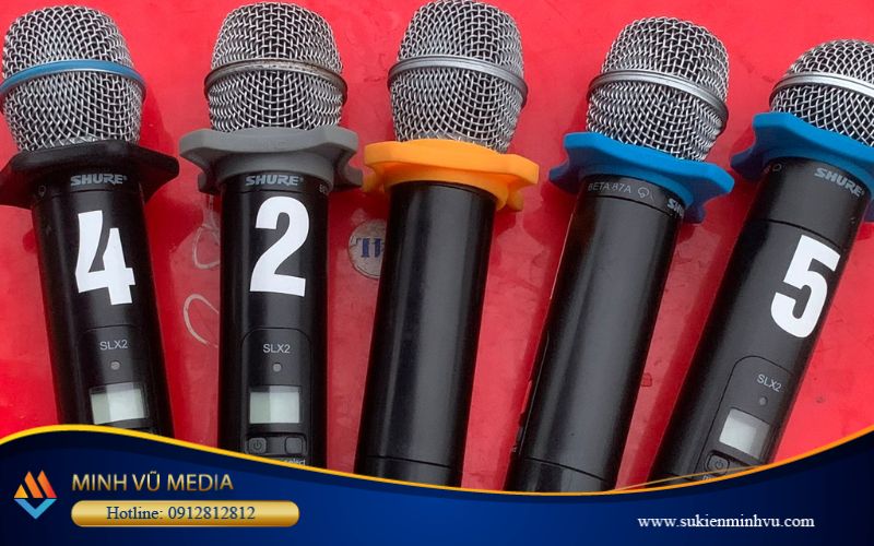 Hình ảnh mic cầm tay